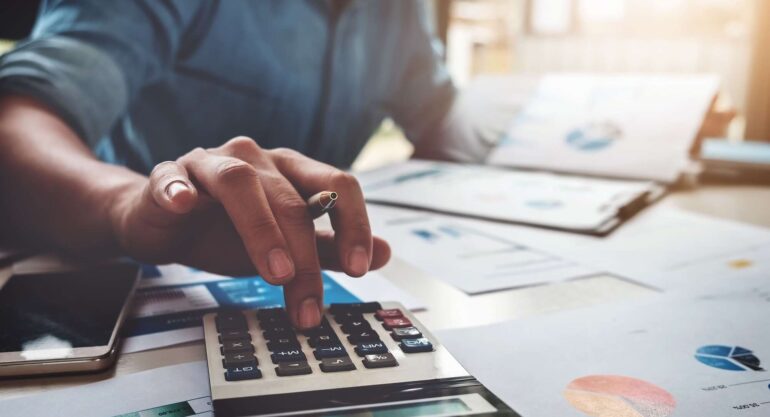 Credit immobilier : les taux remontent, les emprunteurs s'adaptent